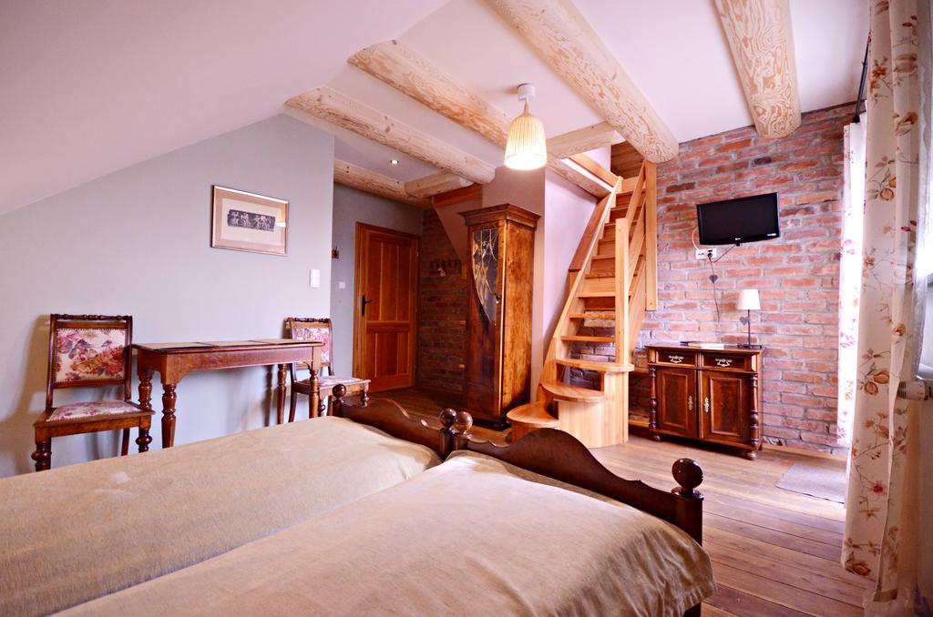 Bed and Breakfast Dom Na Rozcesciu Koniaków Esterno foto